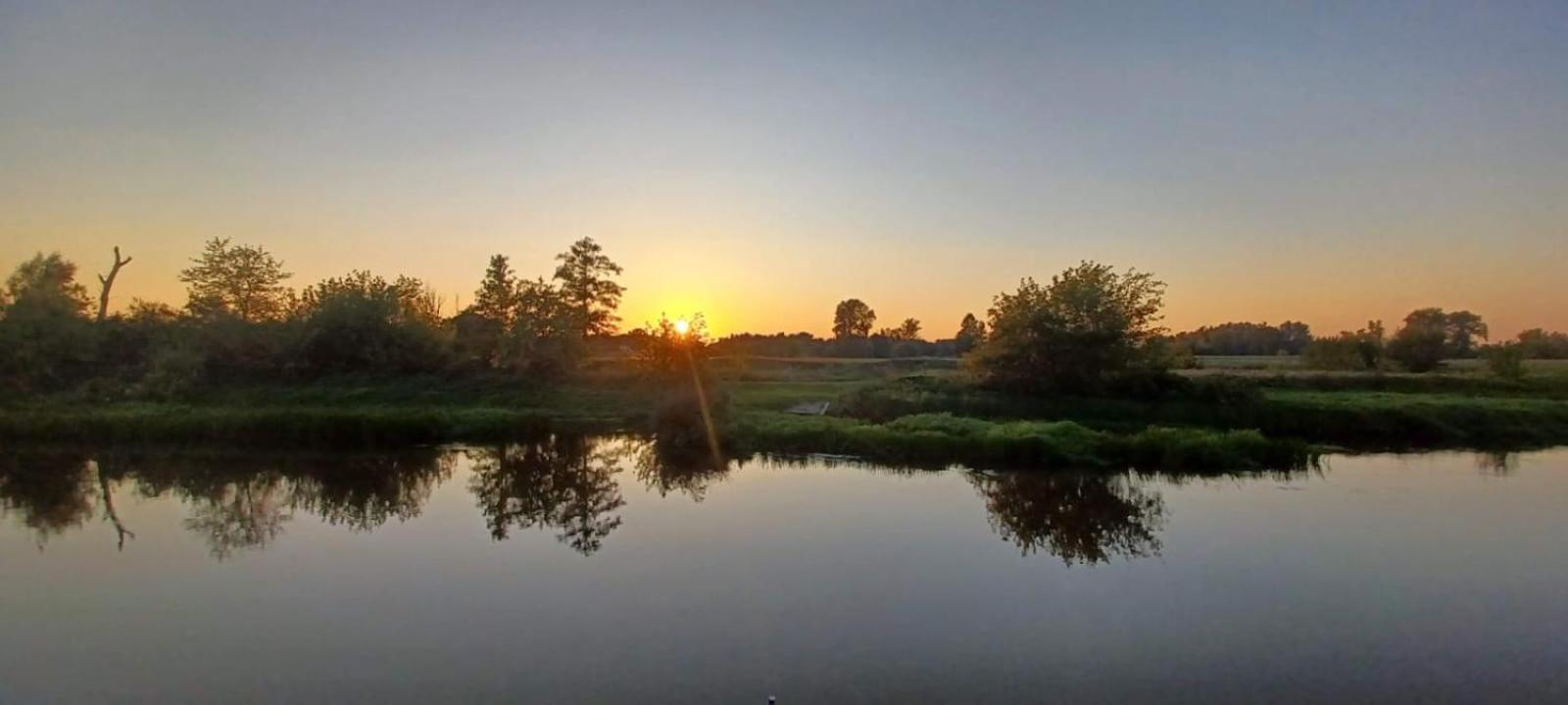 Domki Kempingowe Moto Przystan Brochów Dış mekan fotoğraf